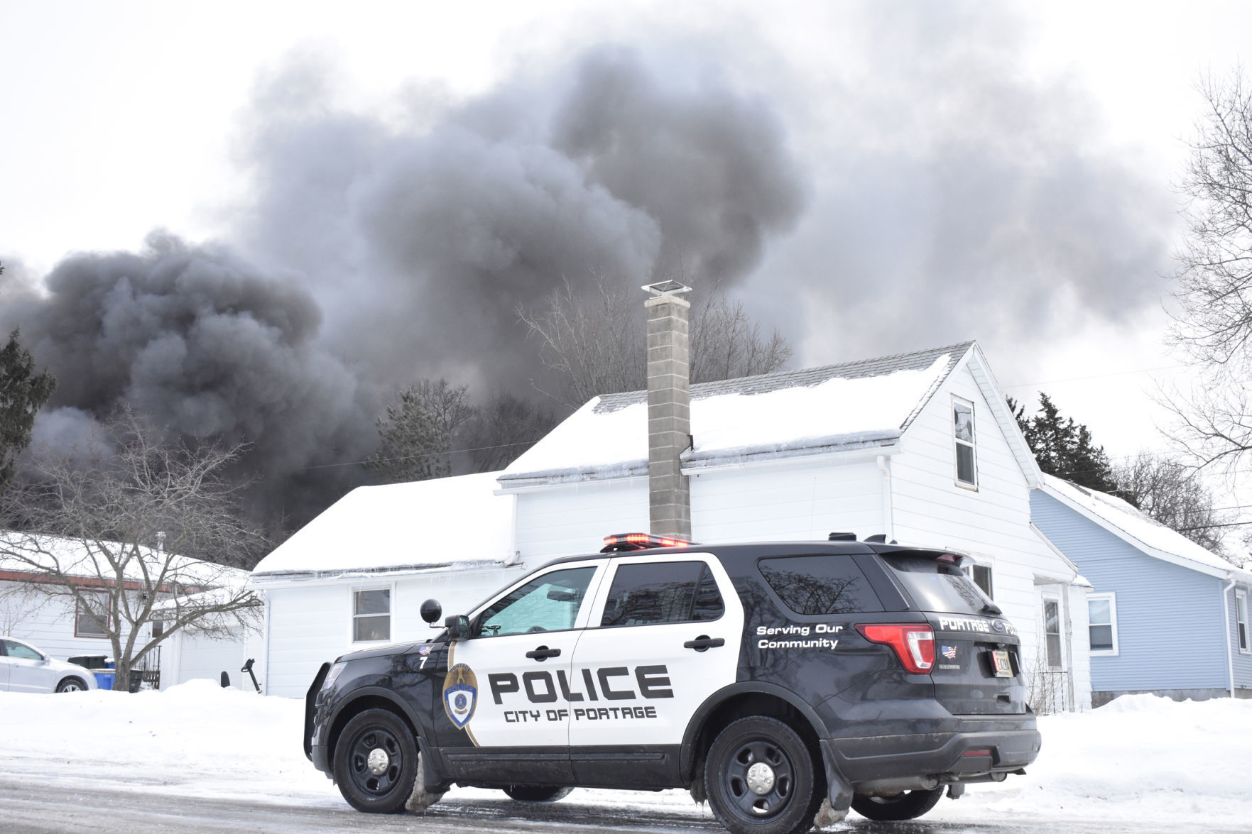 022619-port-news-house-fire-squad-car